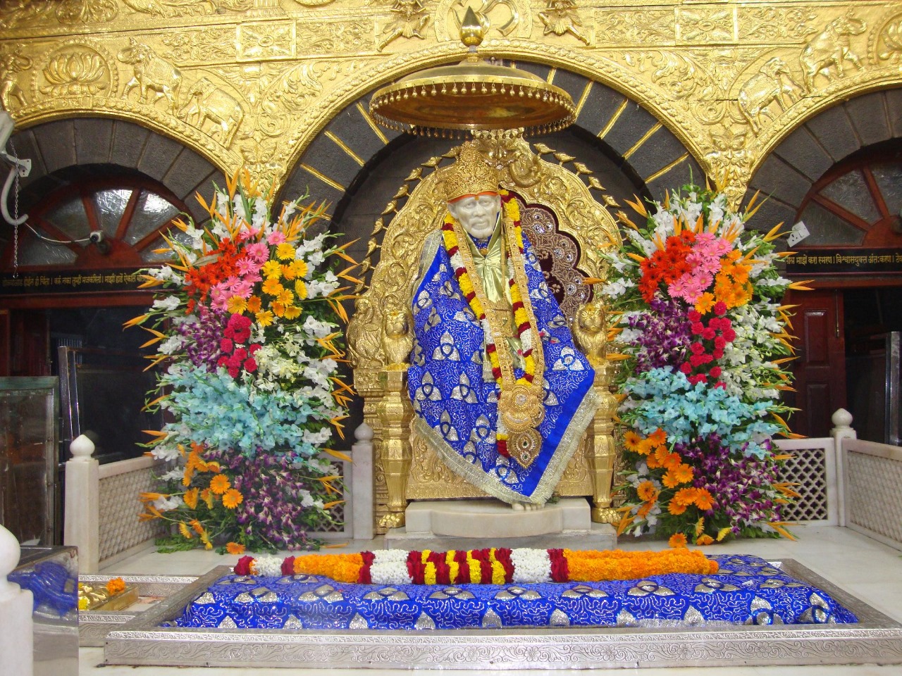 Indore to Shirdi